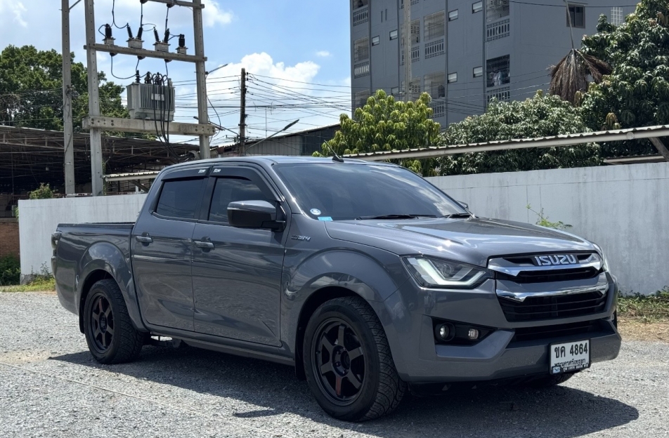 ISUZU ALL NEW 4Dr L DA