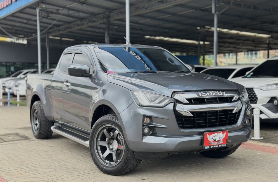 ISUZU HILANDER CAB L DA